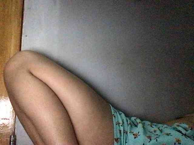 HEARTQUEEN webcam