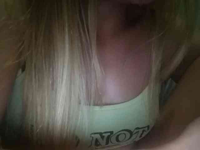 Pempemliciouss Live Webcam on BongaCams