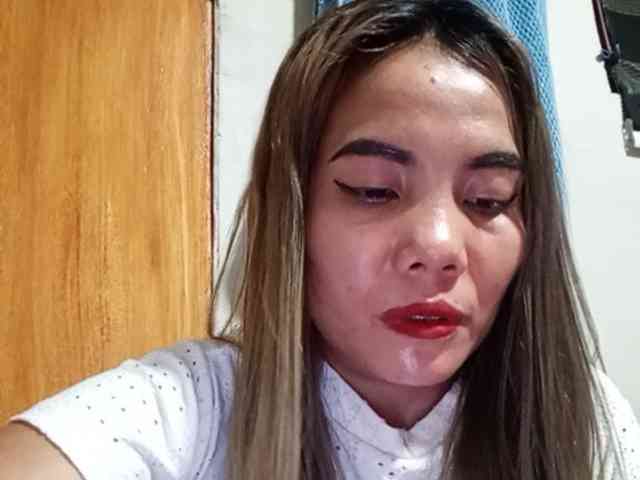 HEARTQUEEN webcam