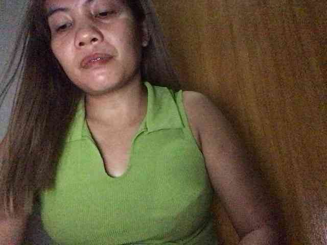 HEARTQUEEN webcam