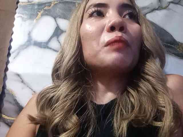 HEARTQUEEN