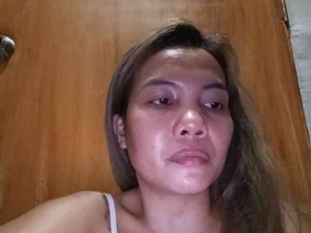 HEARTQUEEN webcam