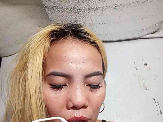 Pempemliciouss Live Webcam on BongaCams