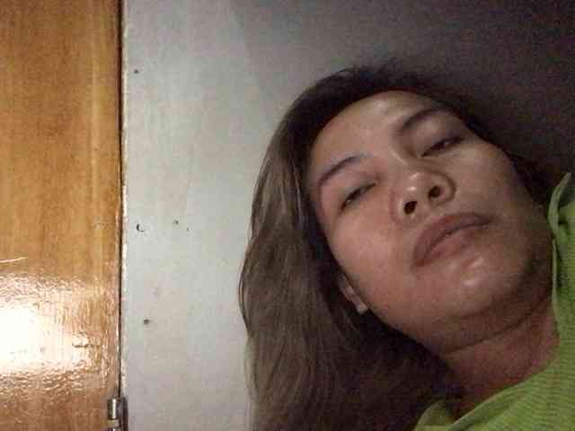 HEARTQUEEN webcam