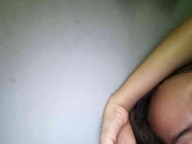 HEARTQUEEN webcam