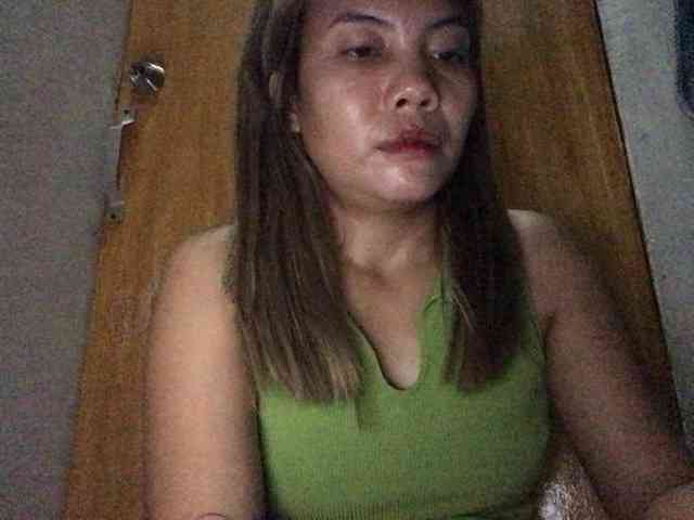 HEARTQUEEN webcam