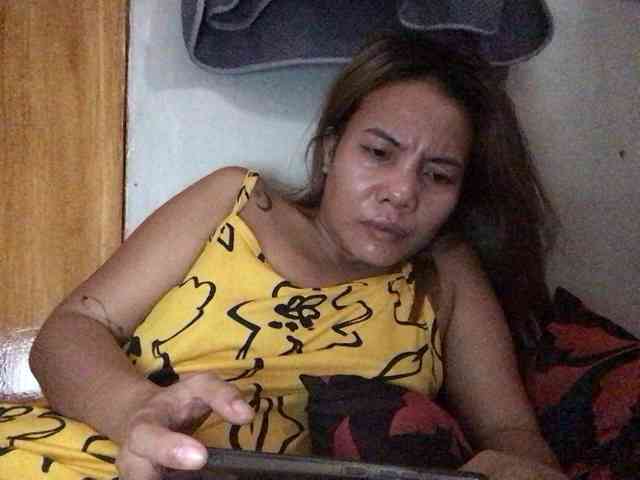 HEARTQUEEN webcam