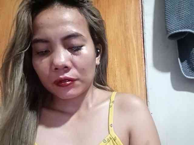 HEARTQUEEN webcam