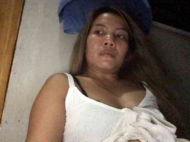 HEARTQUEEN webcam