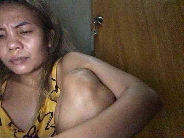 HEARTQUEEN webcam
