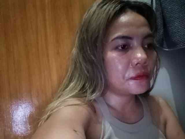 HEARTQUEEN webcam