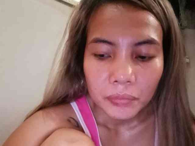 HEARTQUEEN webcam