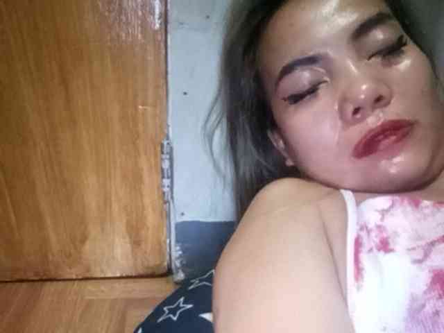 HEARTQUEEN webcam
