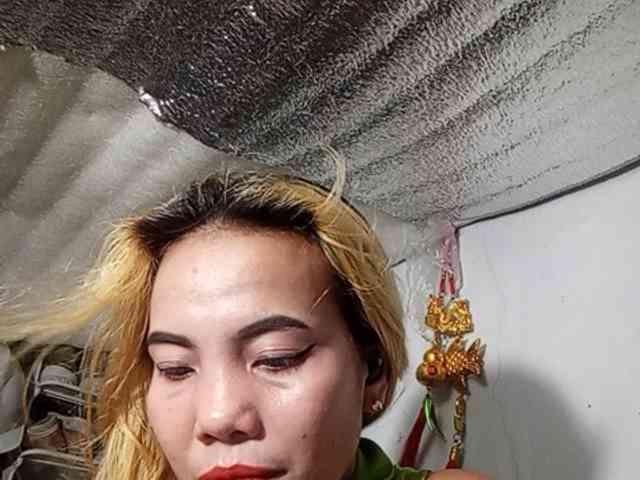 Pempemliciouss Live Webcam on BongaCams