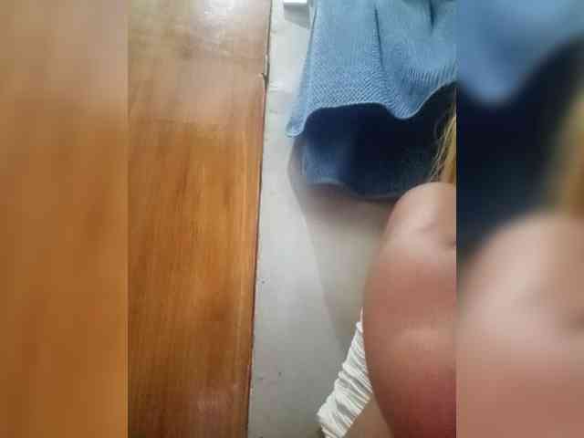 Smithsophie webcam