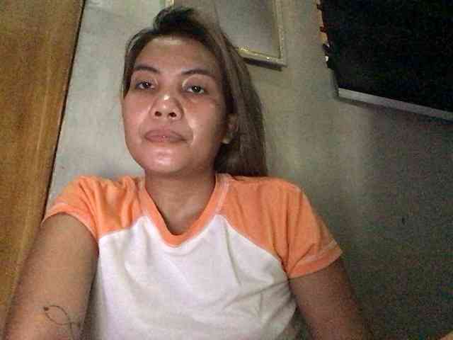 HEARTQUEEN webcam