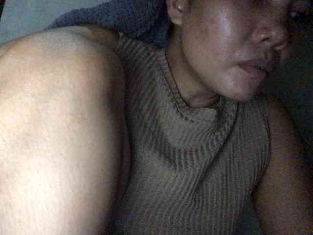 HEARTQUEEN webcam