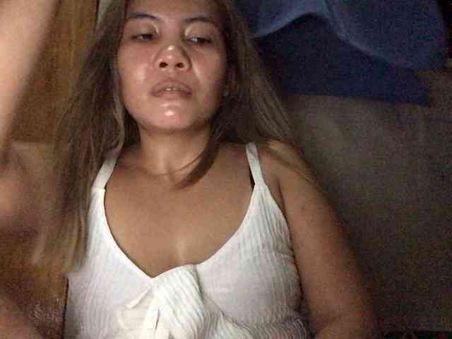 HEARTQUEEN webcam