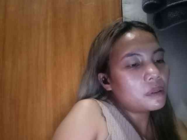 HEARTQUEEN webcam
