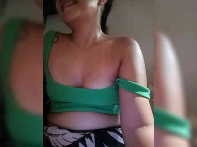 Pempemliciouss Live Webcam on BongaCams