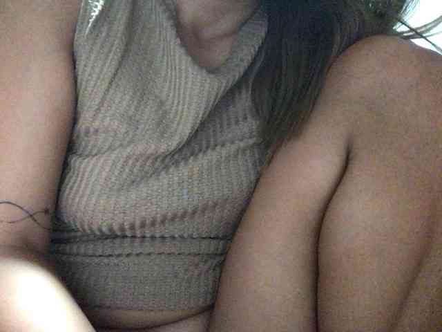 HEARTQUEEN webcam