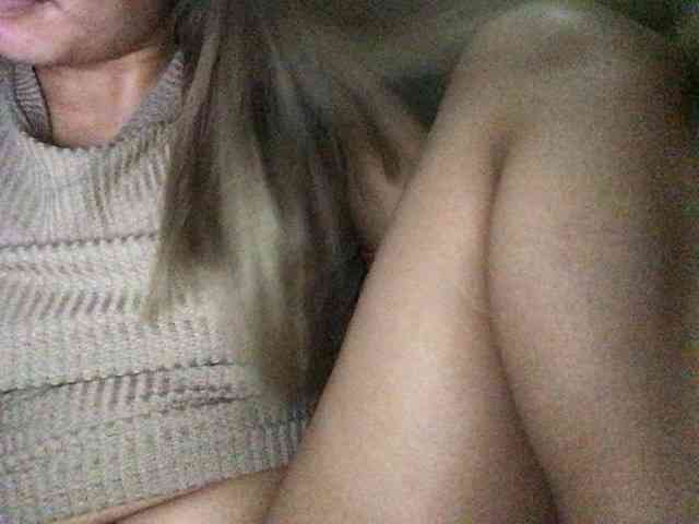 HEARTQUEEN webcam