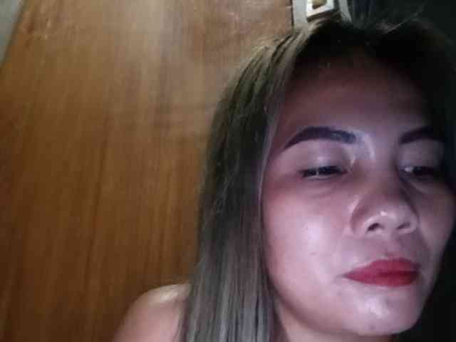 HEARTQUEEN webcam