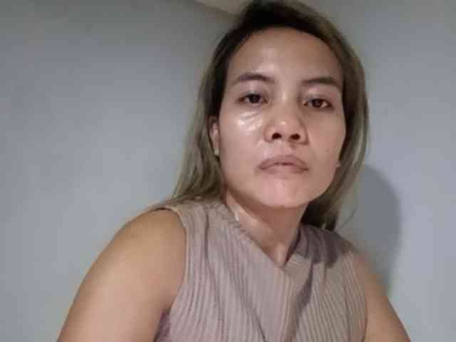 HEARTQUEEN webcam