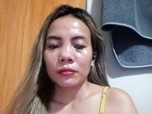HEARTQUEEN webcam
