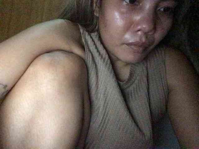 HEARTQUEEN webcam