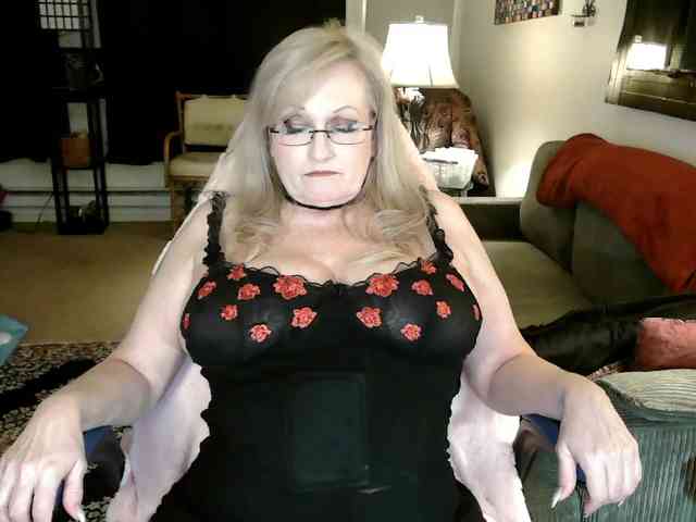 Ava6j74 webcam