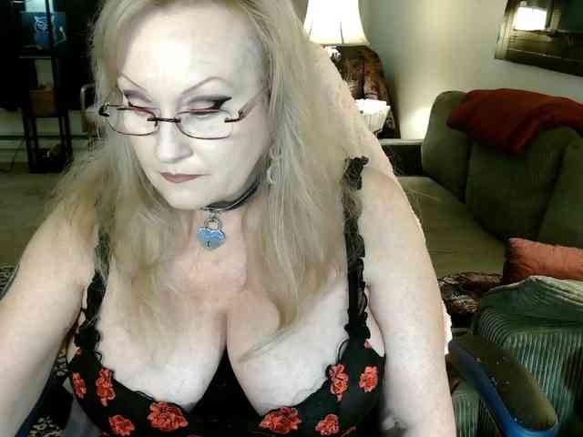 Ava6j74 webcam