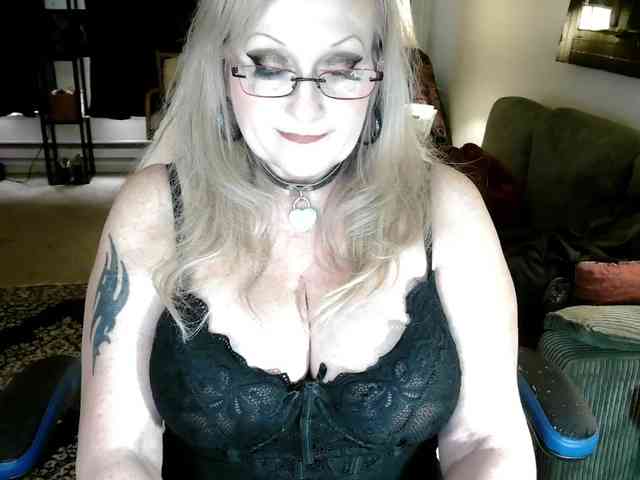 Ava6j74 webcam