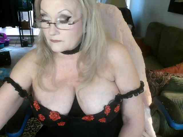 Ava6j74 webcam