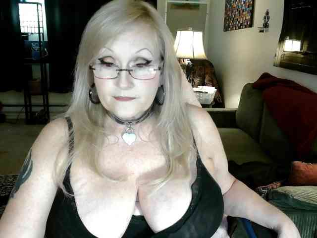 Ava6j74 webcam