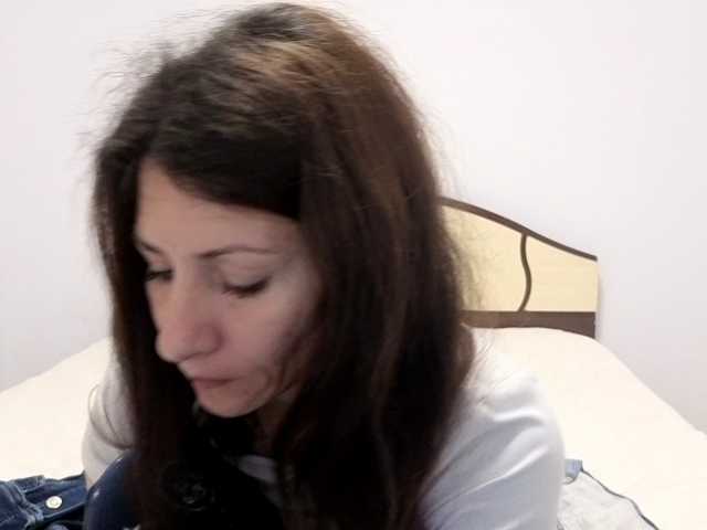 evacrisxxxx live cam on BongaCams