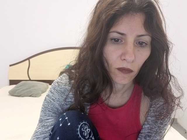evacrisxxxx live cam preview