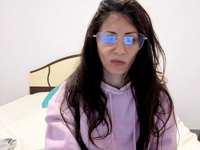 evacrisxxxx live cam on BongaCams