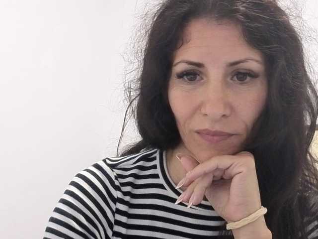 evacrisxxxx live cam on BongaCams