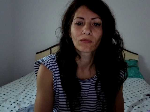evacrisxxxx live cam on BongaCams