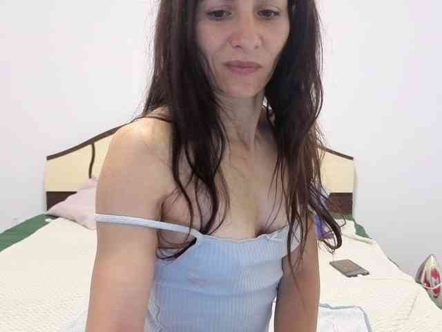 evacrisxxxx webcam