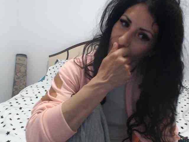 evacrisxxxx