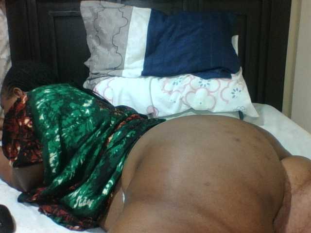 Sexyblacktits live webcam show