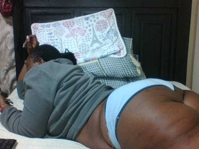 Sexyblacktits live cam on BongaCams