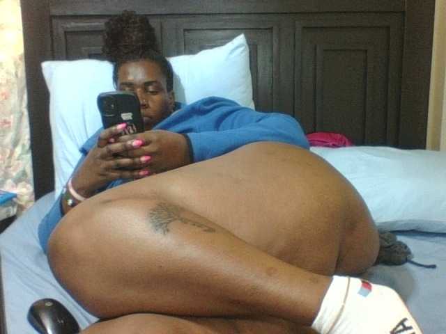 Sexyblacktits live cam on BongaCams