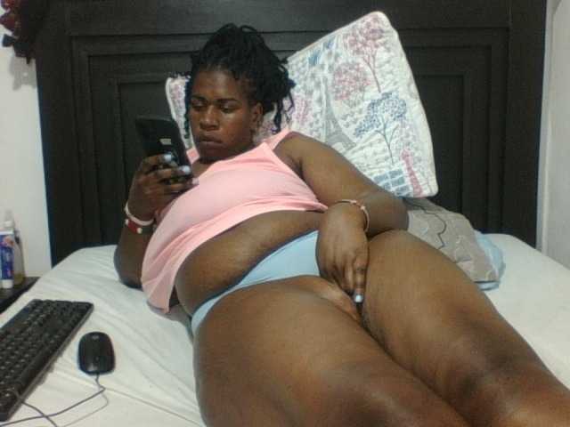 Sexyblacktits live cam on BongaCams