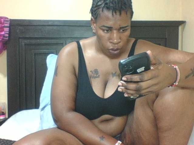 Sexyblacktits