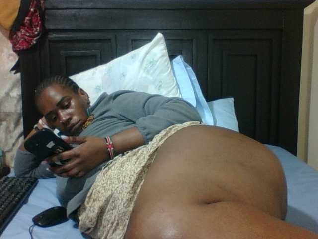 Sexyblacktits live webcam show