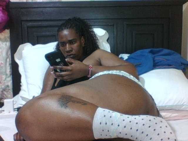 Sexyblacktits live cam on BongaCams