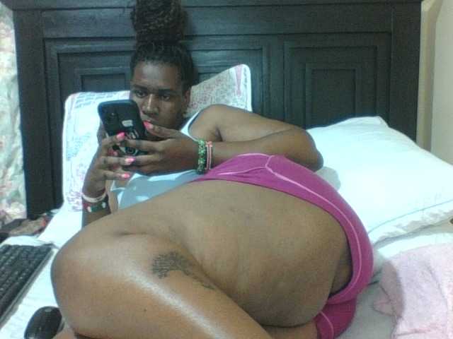 Sexyblacktits live cam on BongaCams